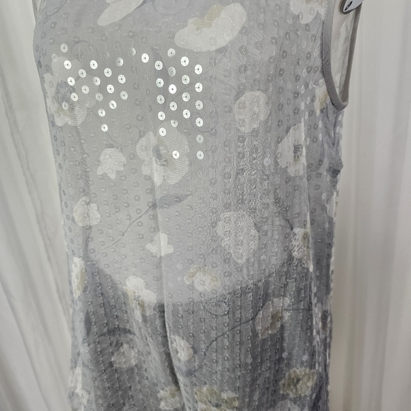 Giorgio Armani Le Collezioni sheer sequin floral print sleeveless top size 12 - Picture 3 of 8